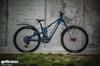 Die Schutzbleche Unleazhed M02 und MR02 sehen am E-Bike nicht nur cool aus, nein, sie schützen auch spürbar vor Dreck und Nässe.