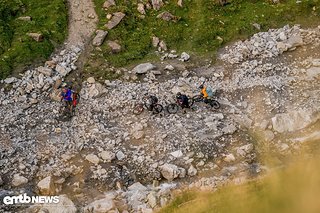 Hike-a-Bike gehört zu jeder tollen Tour dazu, anscheinend auch mit dem E-Mountainbike