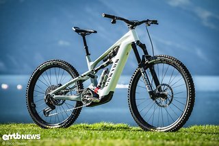 Canyon Strive:ON von Ines Thoma – damit kann man verdammt schnell über die Trails heizen.