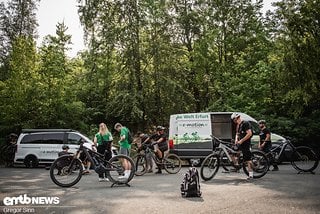 Nach der Runde heißt es schnell zurück zum Shop und …