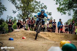 Beim Pumptrack-Rennen geht es echt um die letzten Millisekunden