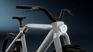 Am VanMoof V kommt ein cleveres Lichtkonzept zum Einsatz, welches auch seitlich für mehr Sichtbarkeit sorgt.