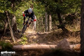 Mit der jüngsten Evolutionsstufe des bekannten Reign E+ gelingt Giant ein starkes E-Enduro,