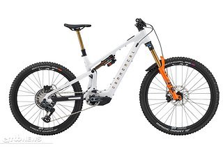 Commencal Meta Power SX 400 Signature – Preis: 8.200 € (UVP).