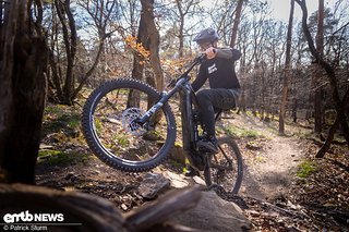 Bergauf muss eine Bremse am motorlosen Rad eigentlich nur möglichst leicht sein, am E-Bike ist eine gewisse Dosierbarkeit im Uphill aber auch hervorragend