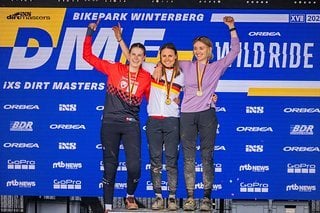 DM E-Enduro 2024 Damen Elite – der erste deutsche Meisterin im E-Enduro heißte: Sofia Wiedenroth. Hammerleistung! Wir gratulieren ganz herzlich!