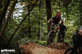 Head of E-Bike Engineering Victor fährt selbst aktiv Enduro-Rennen auf höchstem Niveau und ist verdammt fix unterwegs