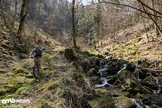 Schnelle Gangwechsel sind dank des extrem präzisen und schnellen Shimano XT-Schaltwerks kein Problem