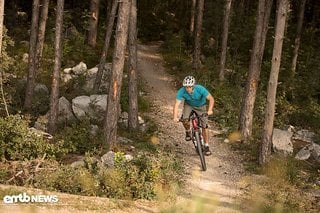 Man muss die Trittfrequenz halten, um auf Geschwindigkeit zu bleiben.