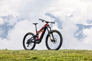 Mit dem Ducati Powerstage RR gibts einen potenten Untersatz fürs Training von Cairoli.