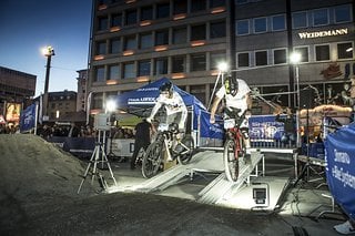 Ein weiteres sportliches Highlight: Der HUSQVARNA Bicyles Nightsprint mit Weltmeister Guido Tschugg