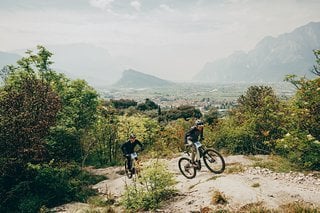 Auch 2024 wird es bei der Bosch eMTB Challenge tolle Uphill-Stages geben, allerdings entfällt der Teil der Orientierungsfahrt von Stage zu Stage.