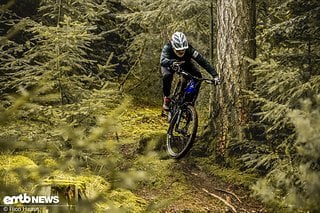 Auf dem Trail überzeugt das Forbidden Druid Lite mit 1A-Handling und weckt viel Spielfreude. Auf dem Trail überzeugt das Forbidden Druid Lite mit 1A-Handling und weckt viel Spielfreude.