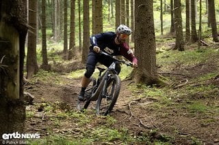 Im Downhill hat uns das Santa Cruz Heckler SL richtig viel Spaß gemacht.