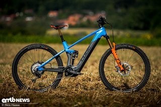 Cube Stereo Hybrid 140 HPC Actionteam – auch dieses neue E-MTB hatten wir vor der offiziellen Präsentation in einem ersten Test.