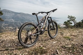 Das Thok Mig E-MTB mit Shimano Antrieb und 504 Wh Akkupack