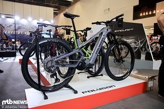 Auch Polygon setzt auf ein neues E-Enduro, dass ab August verfügbar sein soll. Das Clossus TLE setzt auf einen Carbon-Rahmen und 160/150 Federweg, dazu kommt der Bosch CX Gen5 zum Einsatz. Auch Polygon setzt auf ein neues E-Enduro, dass ab August verfügbar sein soll. Das Clossus TLE setzt auf einen Carbon-Rahmen und 160/150 Federweg, dazu kommt der Bosch CX Gen5 zum Einsatz.