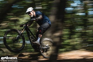 Auf dem Trail punktet das Spectral:ONfly mit agilem Handling, einer leichten Front und stabilem Geradeauslauf.