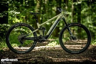 Marin Rift Zone E2 – mit 140 mm Federweg und Aluminiumrahmen sicherlich für viele eine spannendes E-MTB.