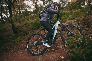 Das Liv Embolden E+ ist ein Trail-E-MTB mit einem breiten Einsatzgebiet.