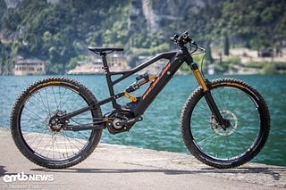 Durch den massiven Rahmen wirkt das Nicolai ION G16 EBOXX E14 fast wie ein Big-Bike