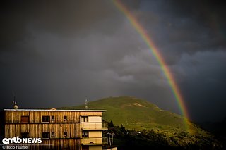 Am Vorabend des Rennens gab es Regen und einen fantastischen Regenbogen