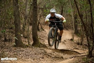 Auf schnellen Trails wie diesem macht das Ghost Hybride Kato FS 6 AL eine Menge Spaß!