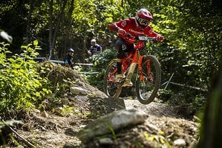 Rennen mit dem E-Enduro erfreuen sich immer größerer Beleibtheit. Kein Wunder also, dass es 2024 die ersten Deutschen Meisterschaften in diesem Segment gibt.