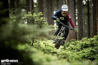 Rico, Chefredakteur von eMTB-News.de, testet übers Jahr hinweg unzählige Bikes, Parts und Accessoires.