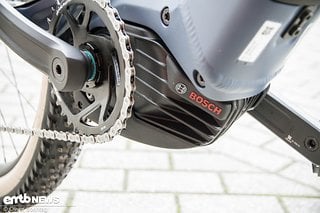 Sehr cool wirken die Kühlrippen des neuen und formschön integrierten Bosch Performance CX Motors.