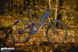 Optisch erinnert das Design und sämtliche Proportionen des Pivot Shuttle SL Pro eher an ein Push- oder Bio-Bike, als an ein E-Bike.