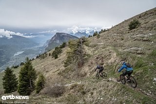 Geschafft. Der Schnee ist hinter uns und nun geht es nur noch bergab bis Riva