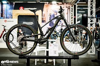 Auch Olympia präsentiert ein E-Bike mit DJI, verrät aber noch nicht viele Details. Auch Olympia präsentiert ein E-Bike mit DJI, verrät aber noch nicht viele Details.
