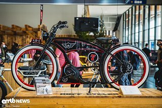 Dieses E-Bike erinnert an Motorräder aus den Anfangszeiten