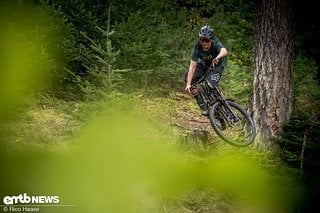 Auf dem Trail können die Zipp 3Zero Moto-Laufräder mit maximalem Grip und Komfort punkten.