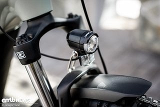 Selbstverständlich verfügt dieses E-Bike über eine Lichtanlage