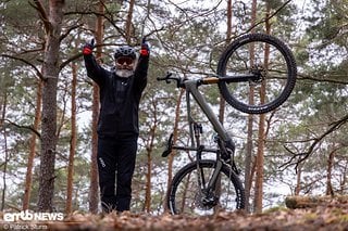 Rico konnte das Cube AMS Hybrid ONE44 Super TM bereits testen und ist von diesem agilen, quirligen E-Trailbike ziemlich begeistert.