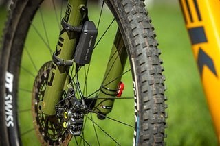 Allen Unkenrufen zum Trotz: Am Bike, welches 2023 den Weltmeistertitel in der Damenwertung der UCI E-Bike WM holte, ist Bosch ABS verbaut.