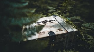 Die streng limitierte Sonderedition der Magura MT1893 kommt in einer hübschen Transportbox aus Holz