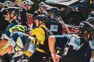 Gedrängel am Start der Bosch eMTB Challenge.