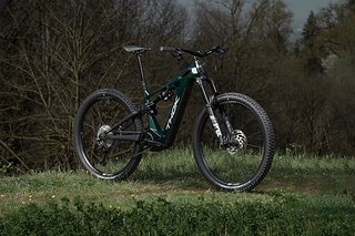 Das neue Thok TP4-S kommt in gefälliger, reduzierter Farbgebung, mit einem Rahmen aus Asien und zu einem günstigeren Preis Das neue Thok TP4-S kommt in gefälliger, reduzierter Farbgebung, mit einem Rahmen aus Asien und zu einem günstigeren Preis