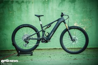 Dieses speziell aufgebaute Levo R brachte es an der Waage auf niedrige 18,8 kg.