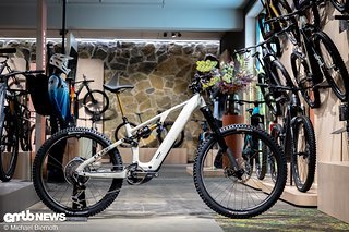 Eine vollkommene Neuentwicklung: Cube AMS Hybrid 177 Eine vollkommene Neuentwicklung: Cube AMS Hybrid 177