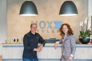 Nox Cycles ist ein Inhaber-geführtes Unternehmen. Es wird von den Eheleuten Gaby und Carsten Sommer geleitet.