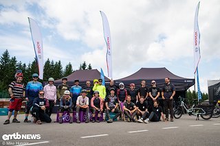 Neben den ausgelosten 10 Gästen war natürlich noch ein Orga- und Mechanikerteam am Start.