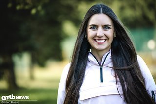 Therese entschied sich schnell für ein farblich sehr passendes E-Bike mit Bosch CX-R und hatte damit viel Spaß.