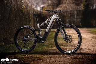 Centurion No Pogo R3000