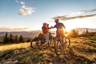 Coole Leute treffen und eine gute Zeit haben, darum geht es beim E-Bike Festival in Flachau.