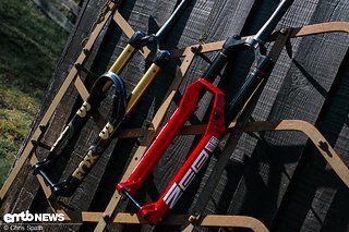 Fox 38 Factory vs. RockShox ZEB Ultimate: Welche Gabel ist euer Favorit?
