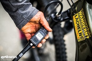 Die RockShox Zeb sollte – aufgrund der großen Luftkammern – richtig abgestimmt werden